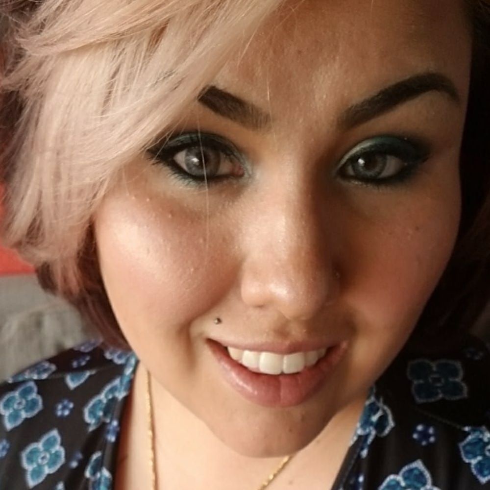 Meet your Posher, Melissa